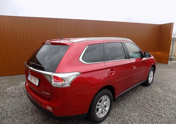 Mitsubishi Outlander cena 50900 przebieg: 134000, rok produkcji 2015 z Radzyń Podlaski małe 352